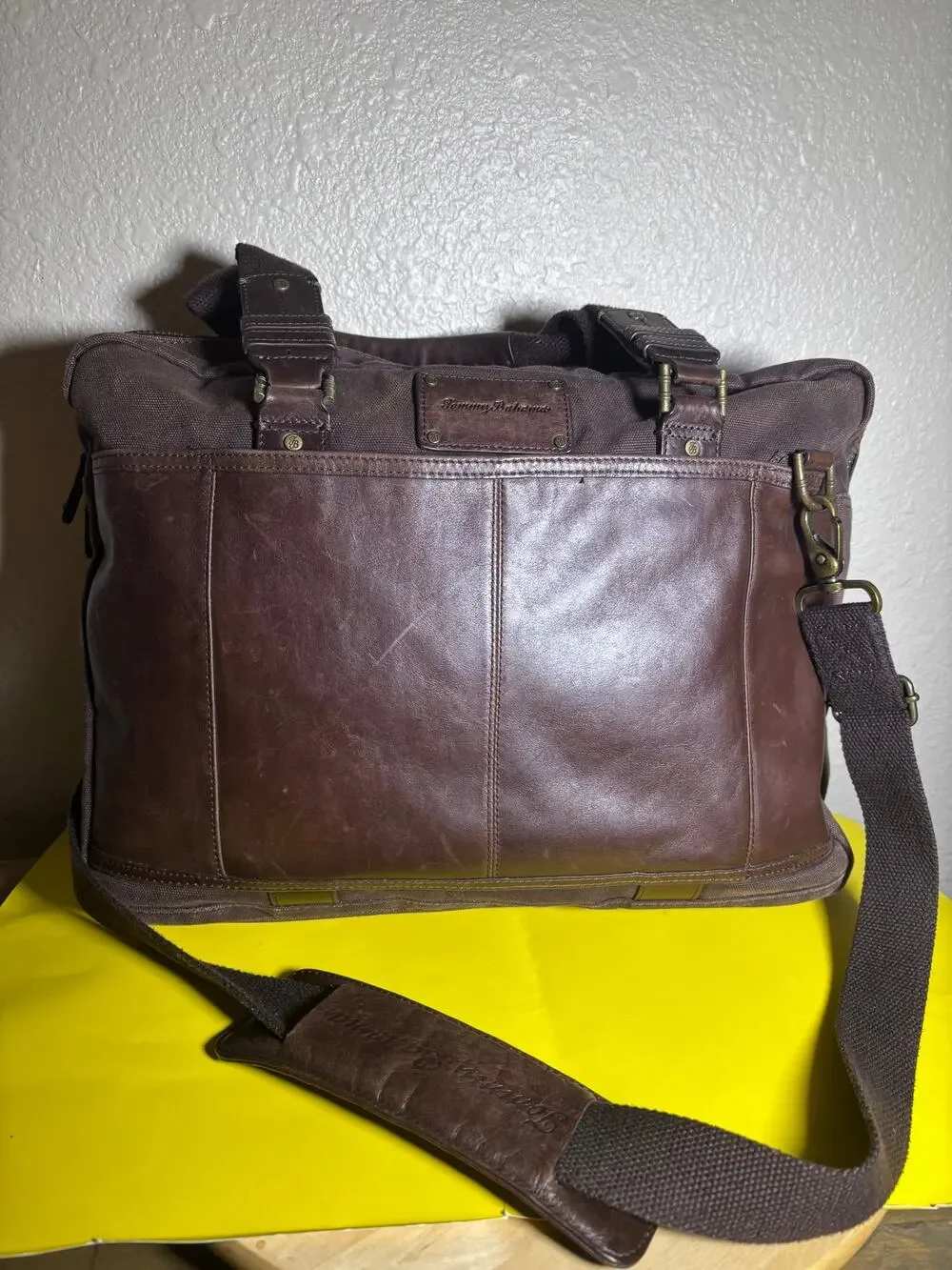 Tommy Bahama Tobago Briefcase Laptop Bag Canvas & Leather Carry Strap Map Lining